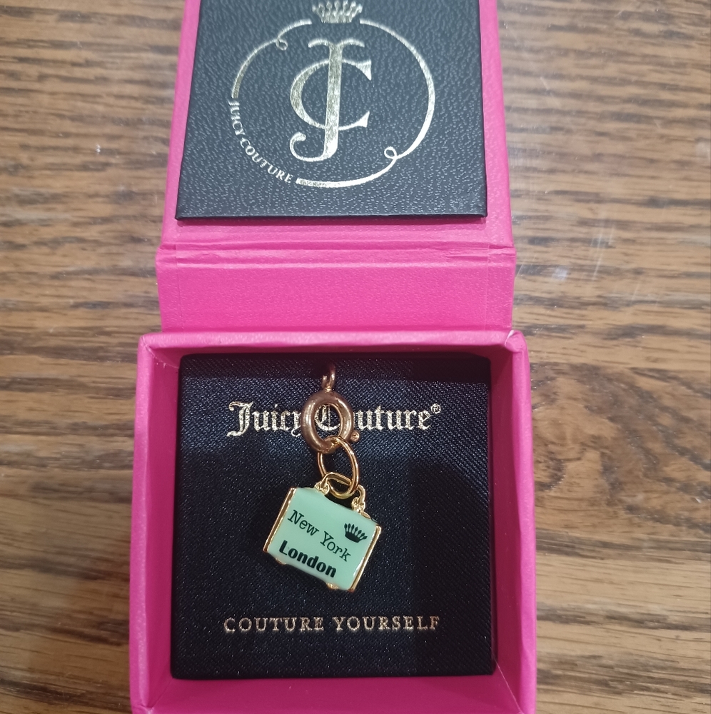 Juicy couture c-luggage charm